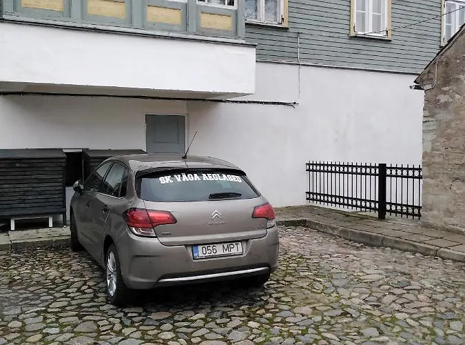 Kauba 6-1 With Sauna And Yacuzzi Διαμέρισμα Κουρεσάαρε