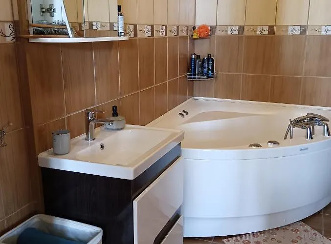 Kauba 6-1 With Sauna And Yacuzzi Lejlighed Kuressaare