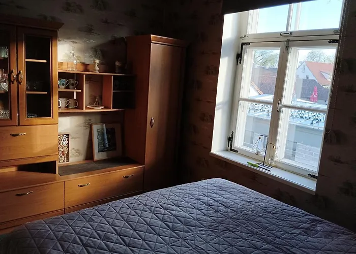 Kauba 6-1 With Sauna And Yacuzzi * Κουρεσάαρε